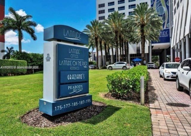 185 SW 7th St 1406, Miami, FL 33130