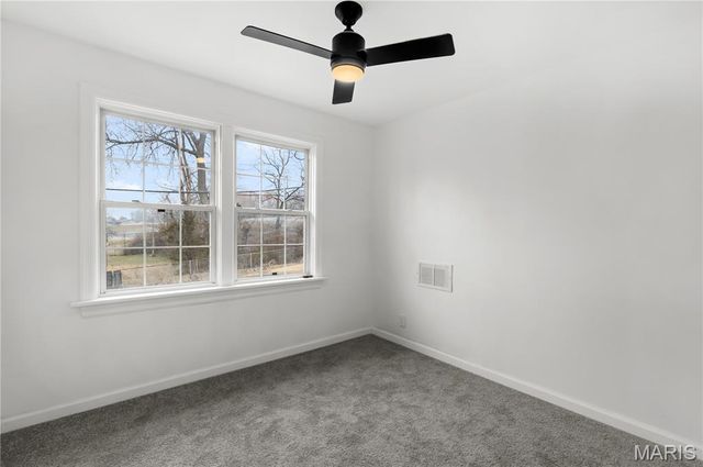 4727 Nelson Drive, St Louis, MO 63121