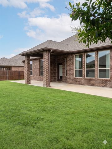 2956 Salina Drive, Grand Prairie, TX 75054