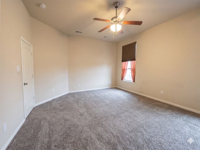 2956 Salina Drive, Grand Prairie, TX 75054