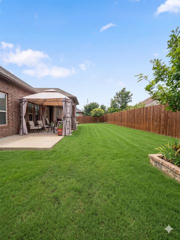 2956 Salina Drive, Grand Prairie, TX 75054