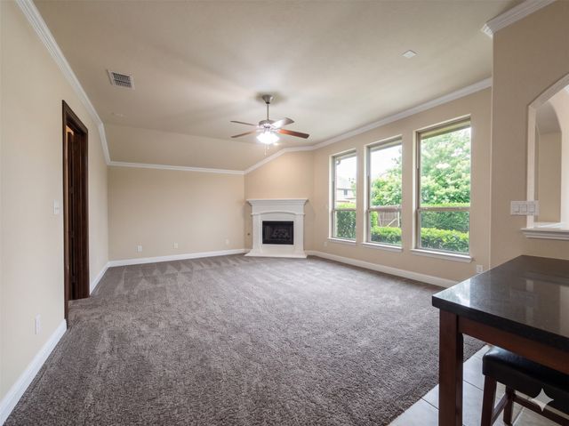 2956 Salina Drive, Grand Prairie, TX 75054