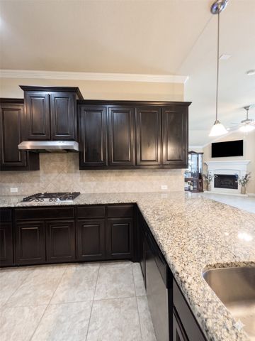 2956 Salina Drive, Grand Prairie, TX 75054