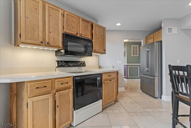 11 Joan Dr, Byram Twp., NJ 07874