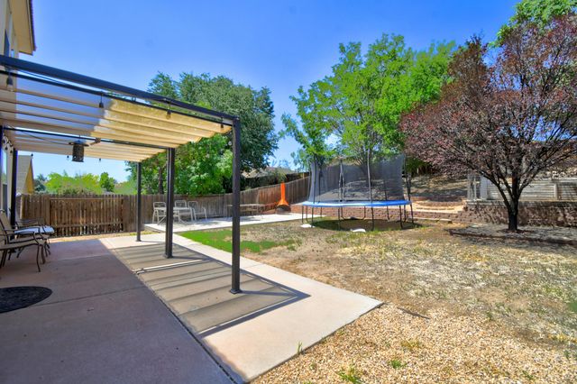 10527 VISTA BELLA Place NW, Albuquerque, NM 87114