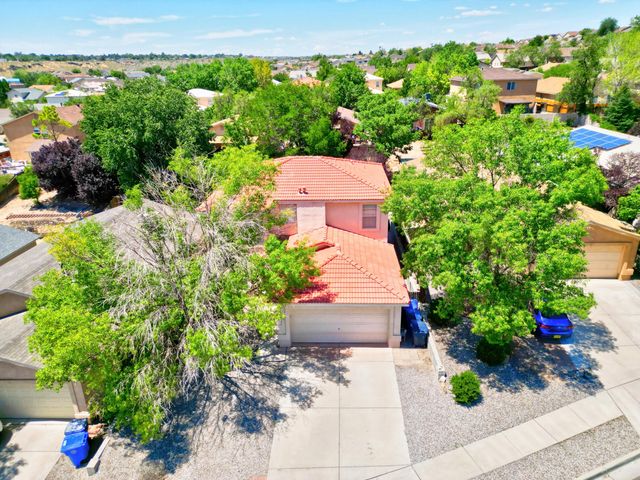 10527 VISTA BELLA Place NW, Albuquerque, NM 87114