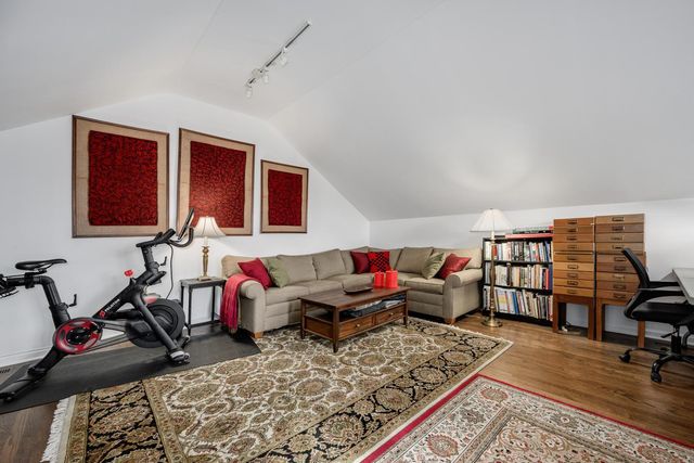 3306 N Clifton Avenue 3N, Chicago, IL 60657