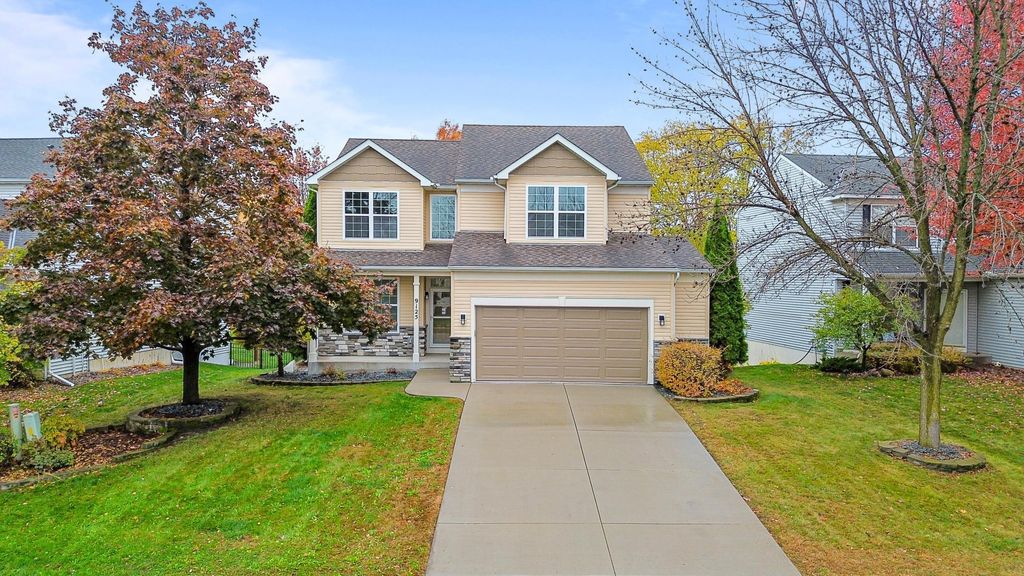 9125 Olive Lane N, Maple Grove, MN 55311