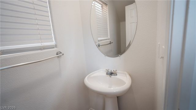5087 Penryn Court, Las Vegas, NV 89139