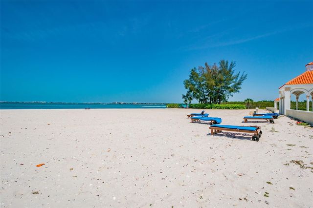 4707 SKIMMER WAY S, St Petersburg, FL 33711