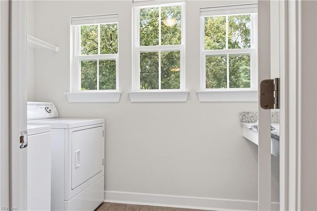 229 Old DR, Chesapeake, VA 23322