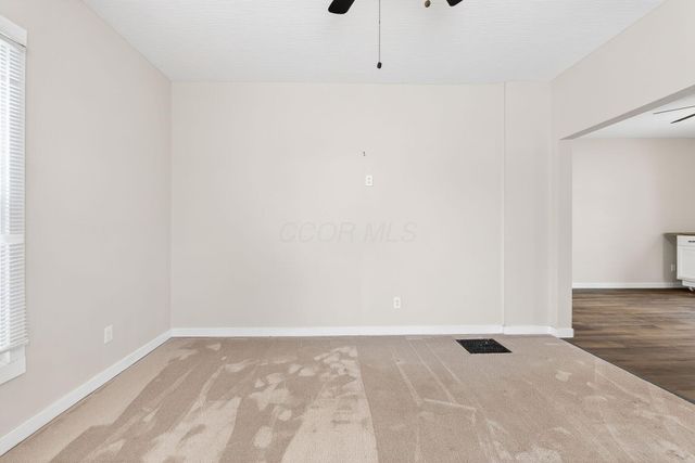 100 W Poplar Avenue, Newark, OH 43055
