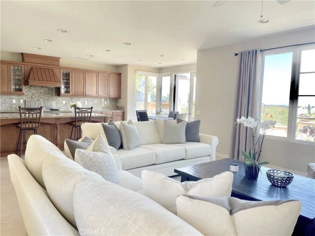 4 Highpoint, Newport Coast, CA 92657