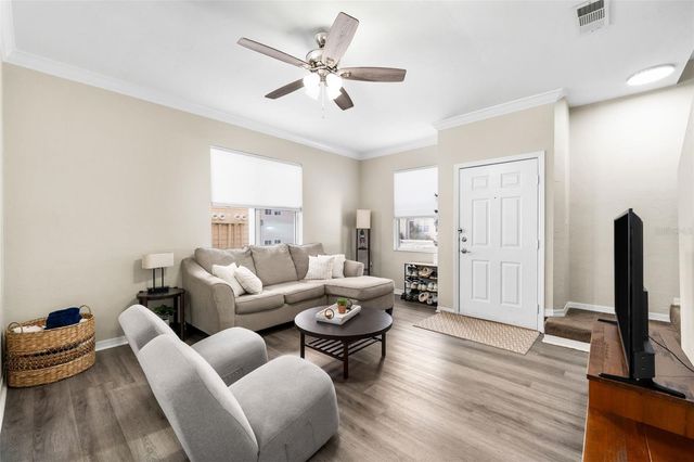 1710 NW 7TH STREET 104, Gainesville, FL 32609