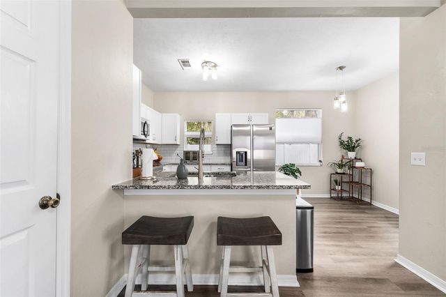 1710 NW 7TH STREET 104, Gainesville, FL 32609