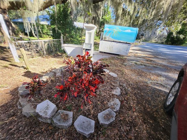 25 EMERALD DRIVE, Ocala, FL 34472