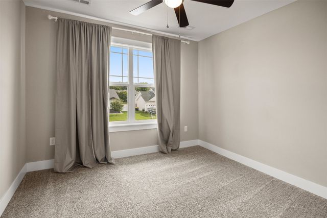 905 Spruce Street, Waukee, IA 50263