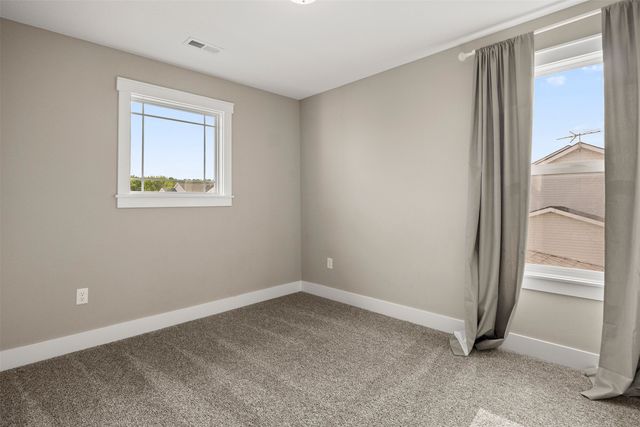 905 Spruce Street, Waukee, IA 50263