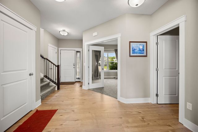 905 Spruce Street, Waukee, IA 50263