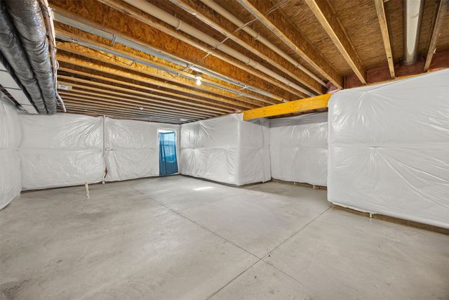 905 Spruce Street, Waukee, IA 50263