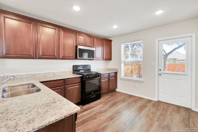 7318 Storms End, San Antonio, TX 78253