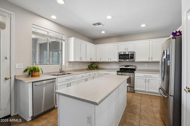 40428 N HIGH NOON Way, Phoenix, AZ 85086