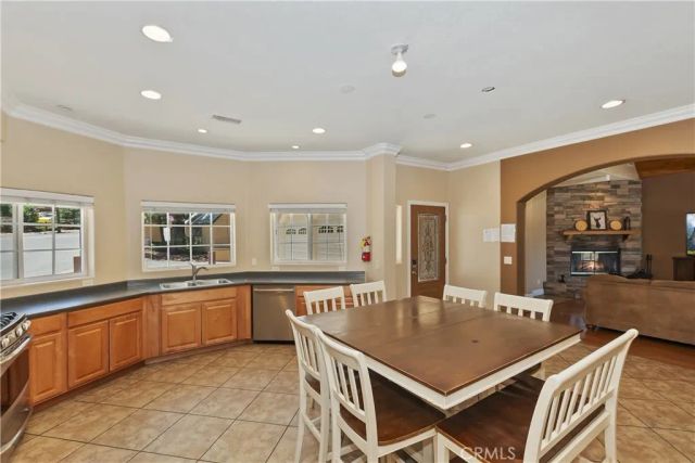 494 Lakeview Court, Big Bear Lake, CA 92315