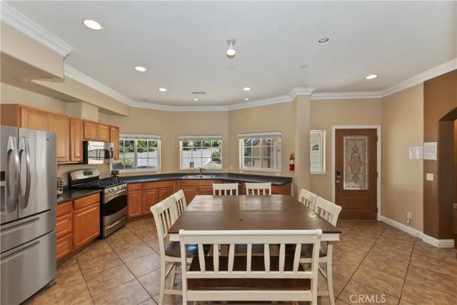 494 Lakeview Court, Big Bear Lake, CA 92315