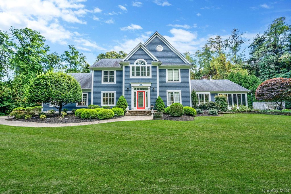27 Tower Hill Road, Shoreham, NY 11786