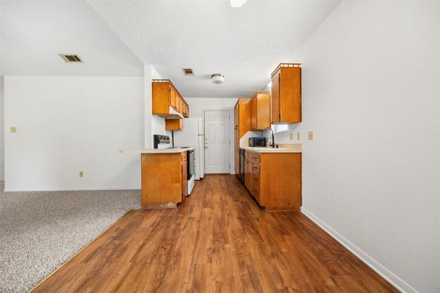 312 Saddle DR, Copperas Cove, TX 76522