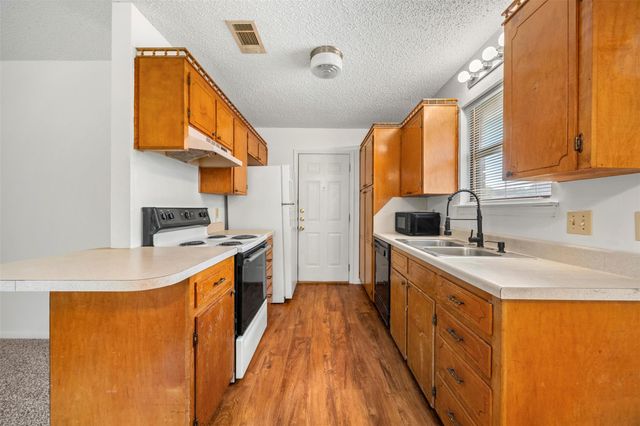 312 Saddle DR, Copperas Cove, TX 76522