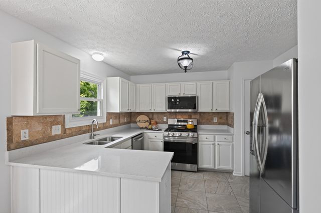 341 Western Dreamer Drive, Delaware, OH 43015