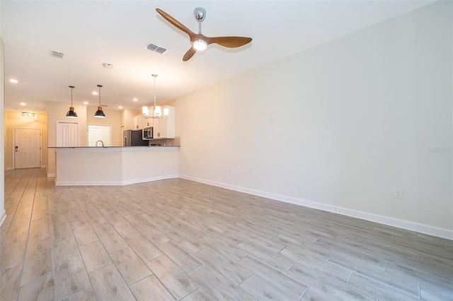 1173 TRAPPERS TRAIL LOOP, Champions Gate, FL 33896