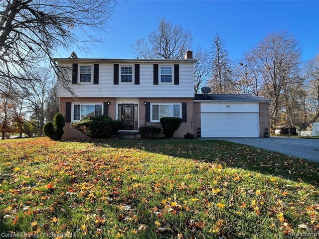 5021 Forest Side Drive, Flint, MI 48532