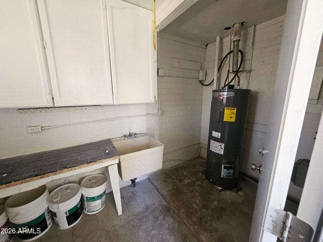 524 W 3RD Place, Mesa, AZ 85201