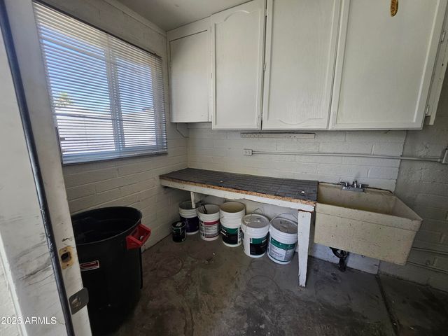 524 W 3RD Place, Mesa, AZ 85201