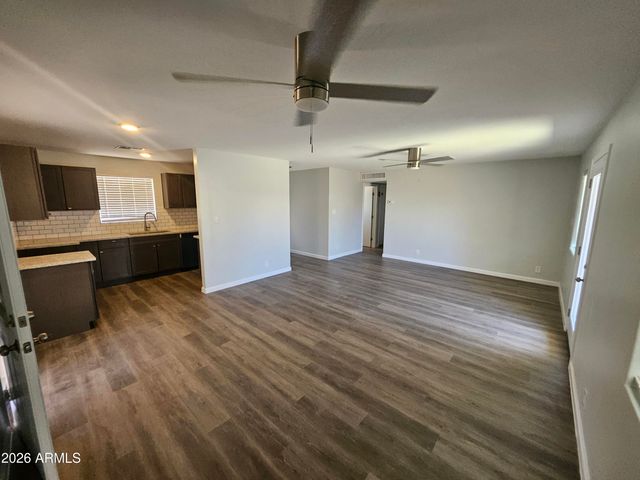524 W 3RD Place, Mesa, AZ 85201