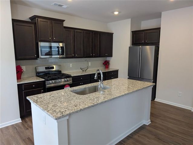 168 Parkwood Drive, Dawsonville, GA 30534