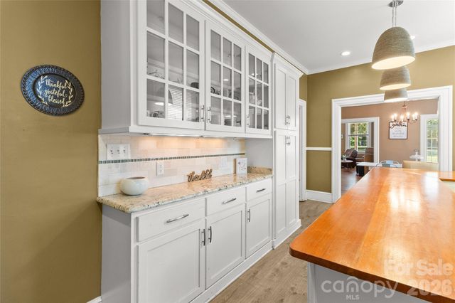2510 Shelton Avenue, Statesville, NC 28677