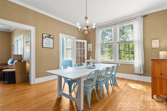 2510 Shelton Avenue, Statesville, NC 28677