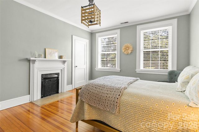 2510 Shelton Avenue, Statesville, NC 28677