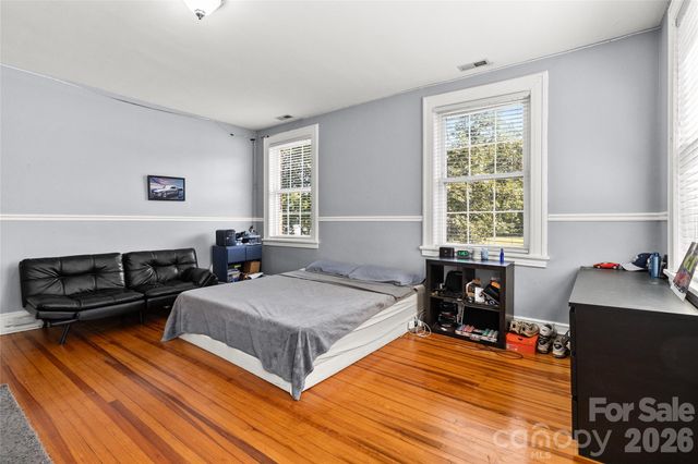 2510 Shelton Avenue, Statesville, NC 28677