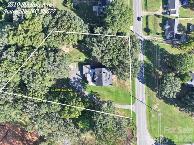 2510 Shelton Avenue, Statesville, NC 28677