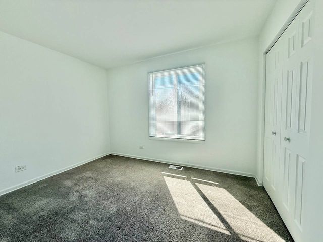 1363 Andover Drive, Aurora, IL 60504