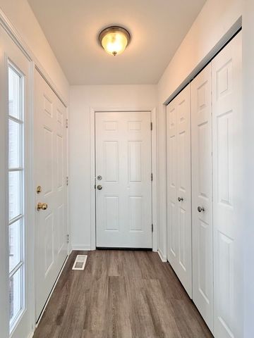 1363 Andover Drive, Aurora, IL 60504