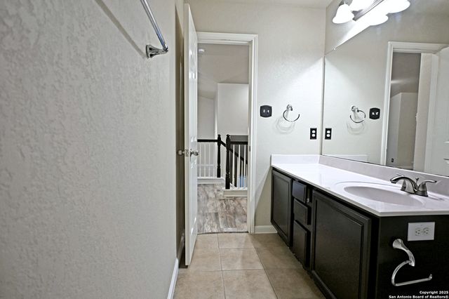 934 Avery, New Braunfels, TX 78130