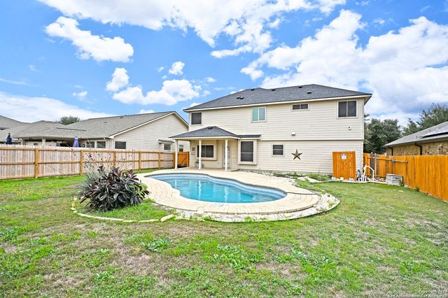 934 Avery, New Braunfels, TX 78130