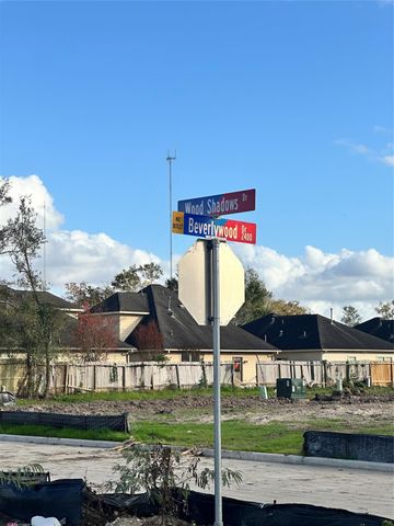 2411 Beverlywood Drive, Missouri City, TX 77489