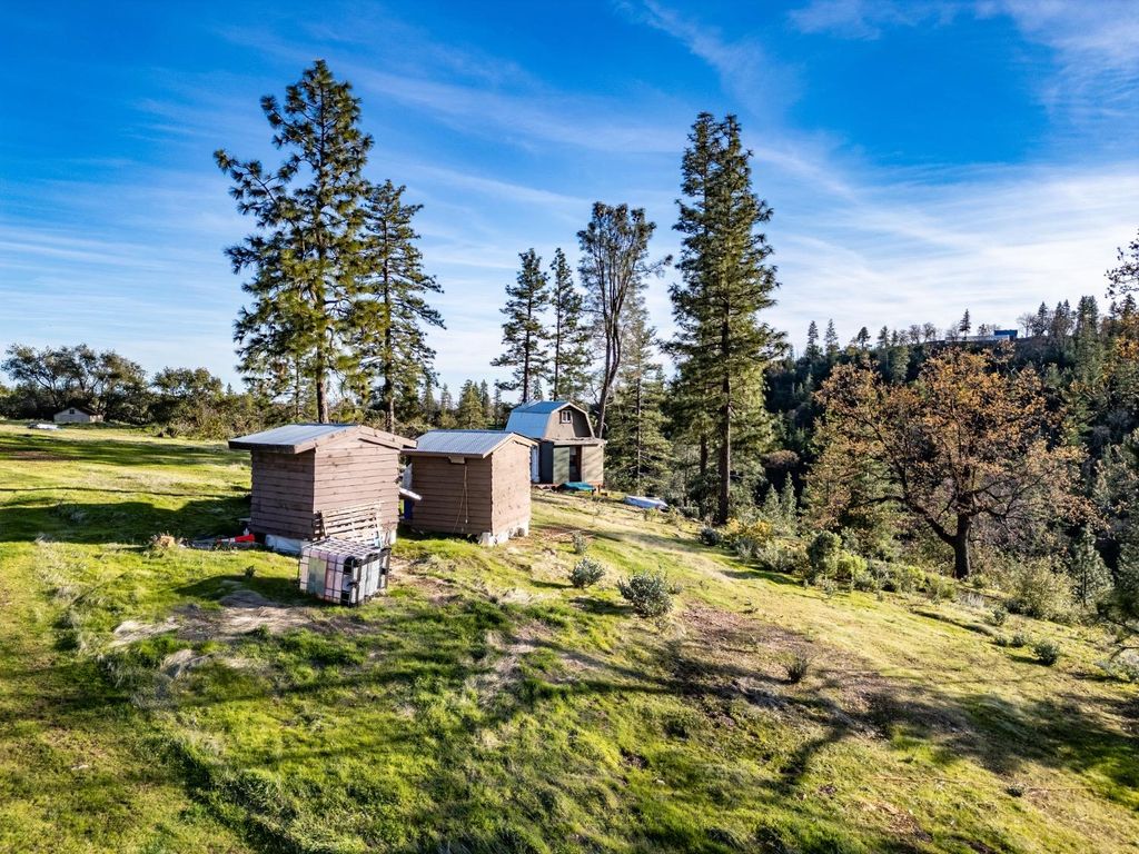 Image 15 of property listing at 5314 Wilderness View Drive, Mariposa, CA 95338