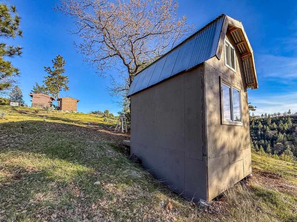 Image 25 of property listing at 5314 Wilderness View Drive, Mariposa, CA 95338